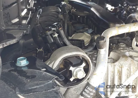 2018 Nissan Rogue Sv z USA, uszkodzony, nr VIN 5N1AT2MVXJC721211